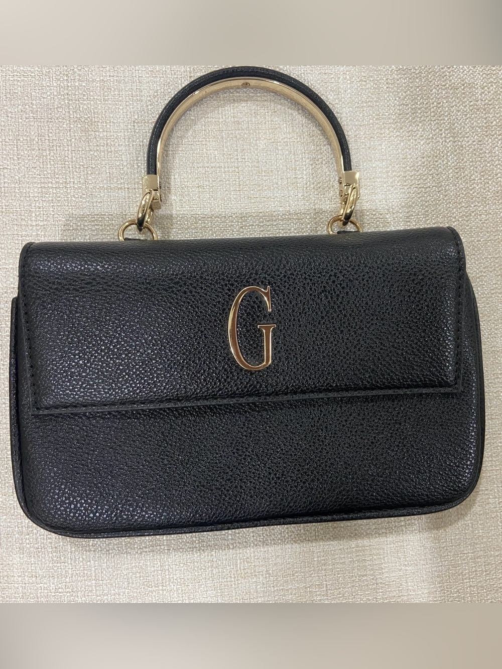 G by Guess Black Top-Handle Women’s crossbody  Bag